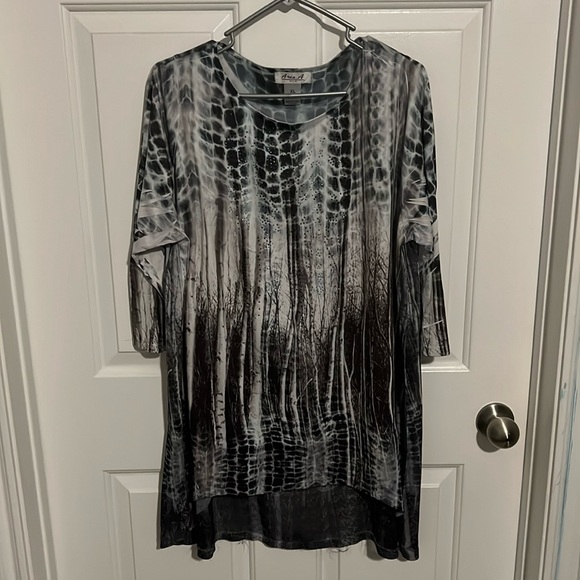 Like new Aris. A tunic. - Picture 1 of 2